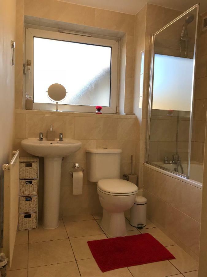 Cozy Apartment In Stratford From 18 Minutes To Central Λονδίνο Εξωτερικό φωτογραφία