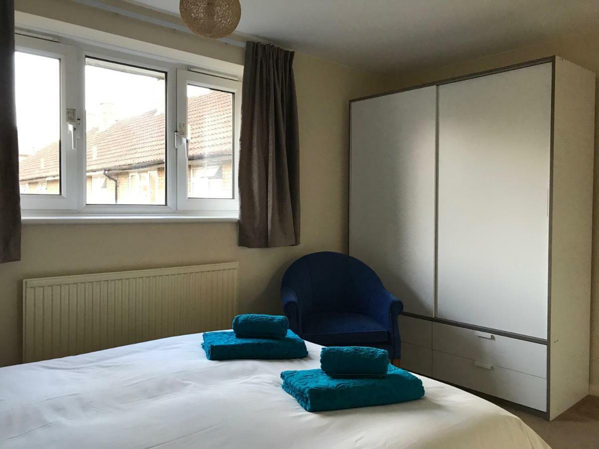 Cozy Apartment In Stratford From 18 Minutes To Central Λονδίνο Εξωτερικό φωτογραφία